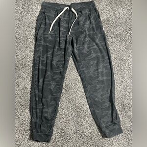 Vuori Black Camo Joggers with White Drawstring